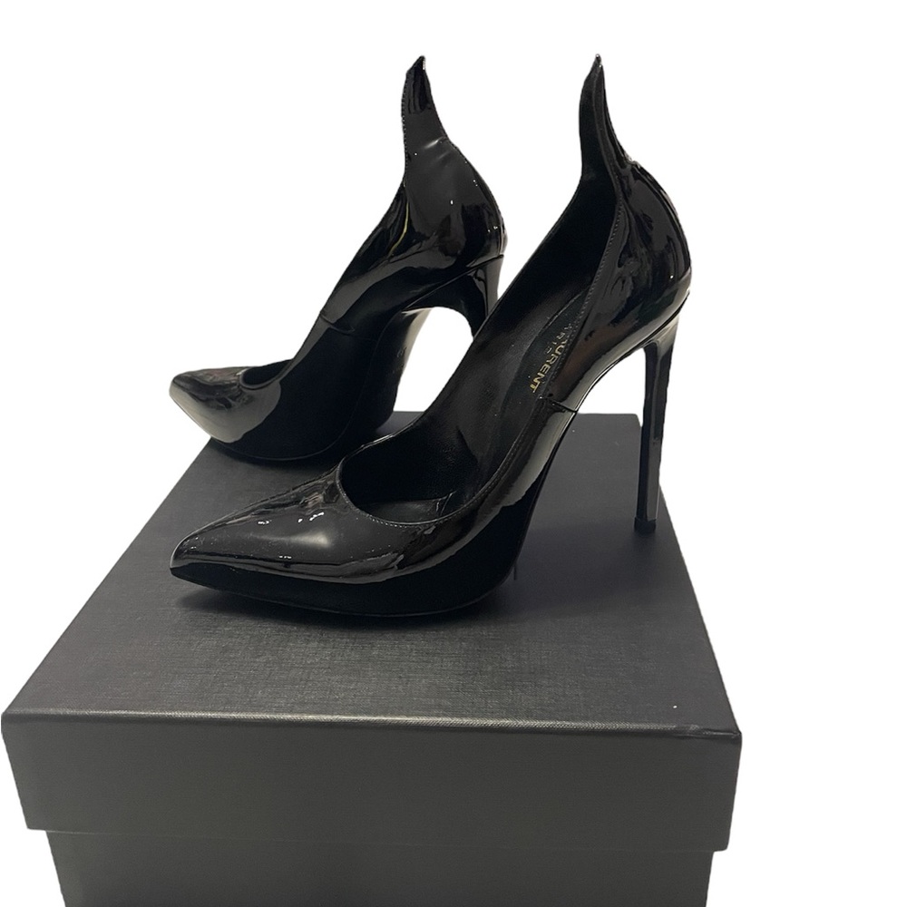 Saint Laurent Elegant Black Patent Leather Heels sz 39